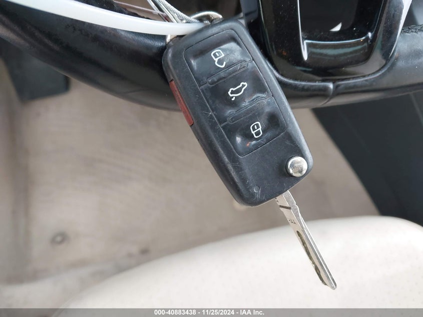 2015 VOLKSWAGEN JETTA HYBRID VIN: 3VW637AJ4FM402673