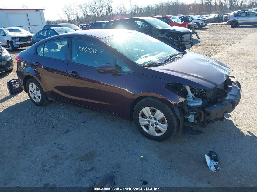 VIN 3KPFK4A75JE167504 2018 KIA FORTE no.1