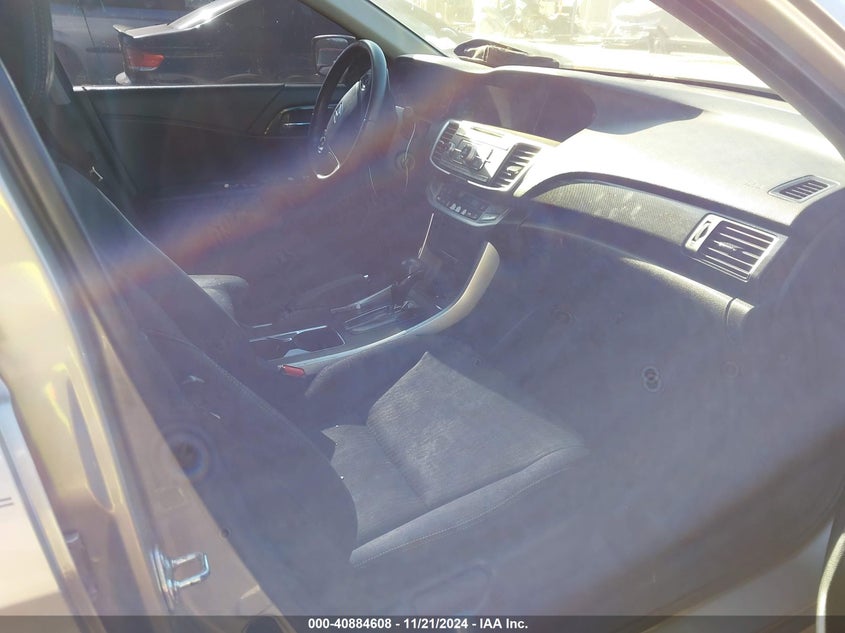 2015 HONDA ACCORD VIN: 1HGCR2F5XFA094569