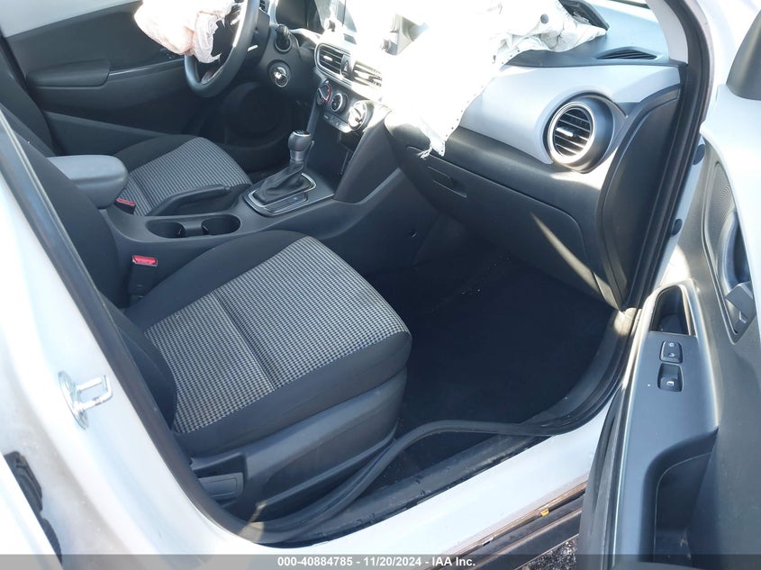 2020 HYUNDAI KONA SE - KM8K12AA6LU419682