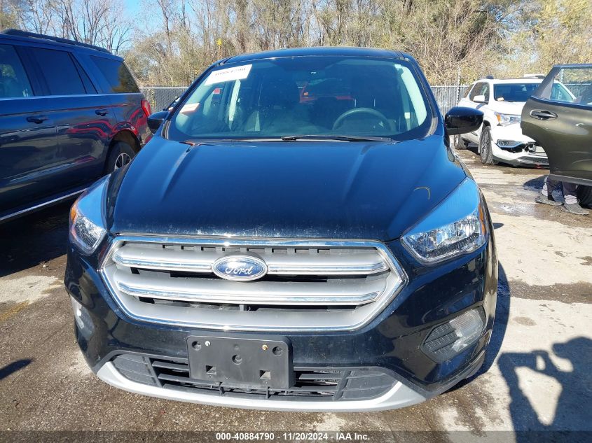 2017 Ford Escape Se VIN: 1FMCU0G90HUE15826 Lot: 40884790