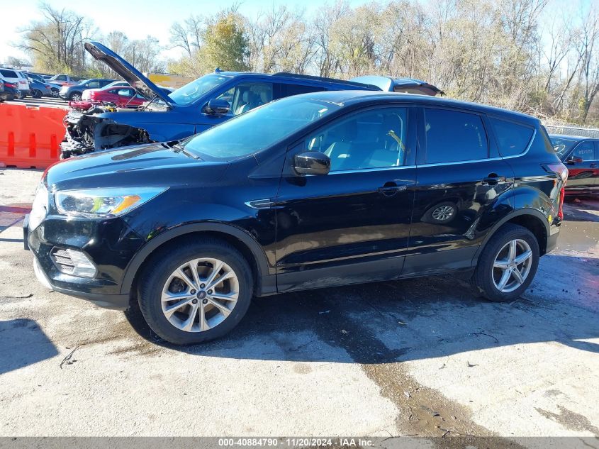 2017 Ford Escape Se VIN: 1FMCU0G90HUE15826 Lot: 40884790