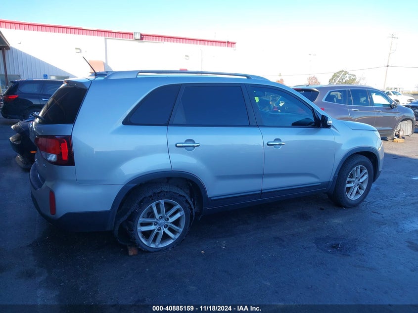 2015 Kia Sorento Lx V6 VIN: 5XYKT4A74FG598695 Lot: 40885159
