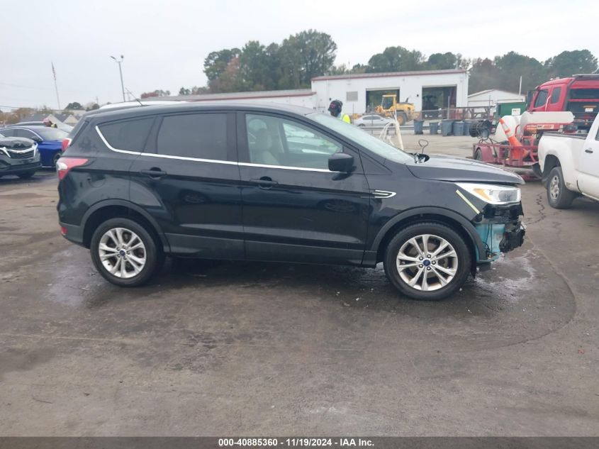 2017 Ford Escape Se VIN: 1FMCU0GDXHUA18953 Lot: 40885360