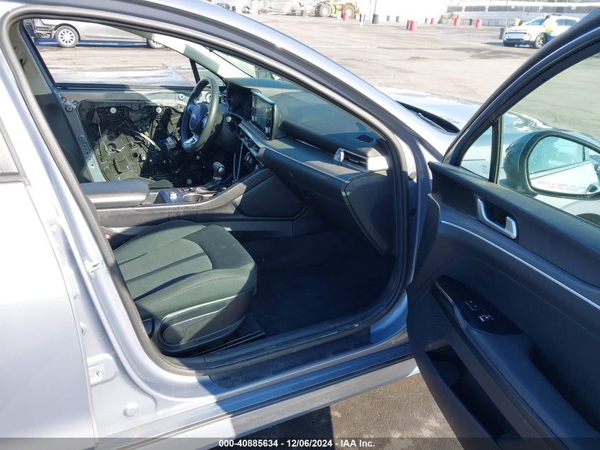 2021 KIA K5 VIN: 5XXG14J23MG072575