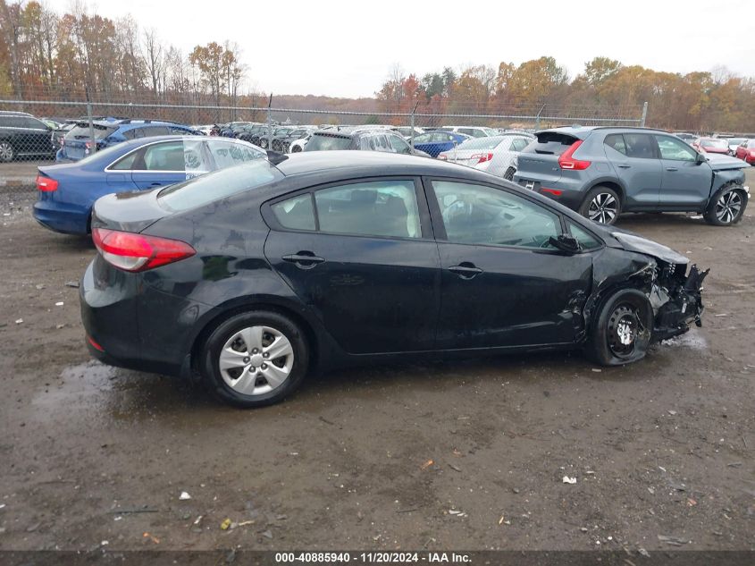 2017 Kia Forte Lx VIN: 3KPFK4A77HE093884 Lot: 40885940