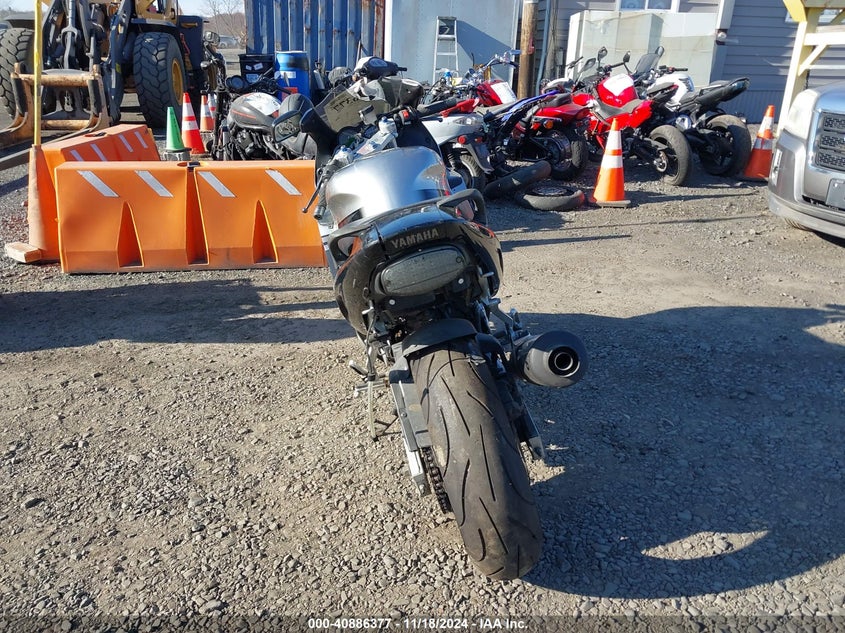 2005 YAMAHA YZF600 R - JYA5AHE055A047483