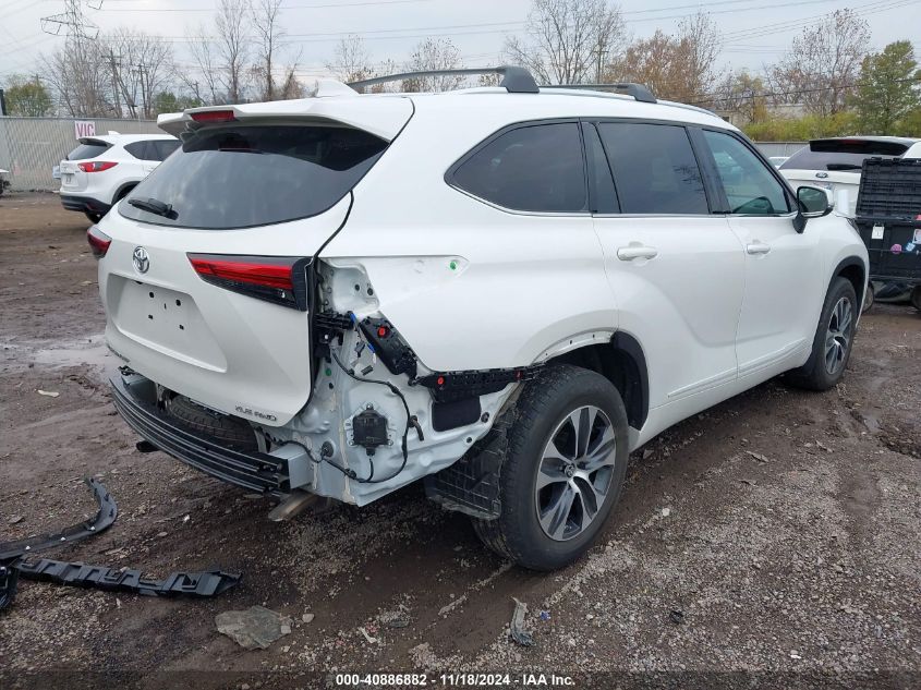 VIN 5TDHZRBH8MS138517 2021 Toyota Highlander, Xle no.4