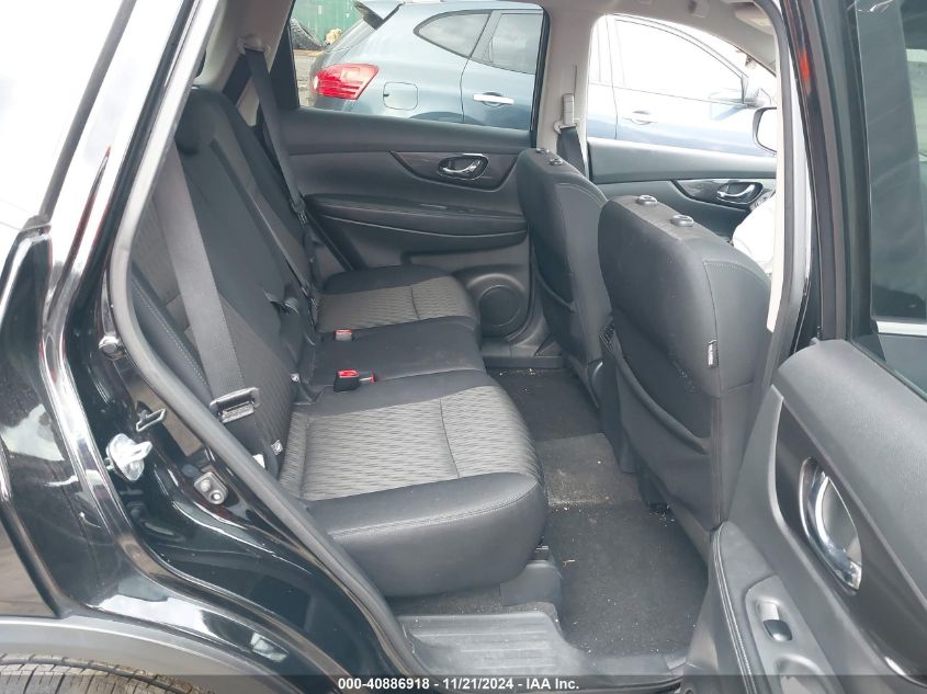 VIN 5N1AT2MV8JC755230 2018 NISSAN ROGUE SV