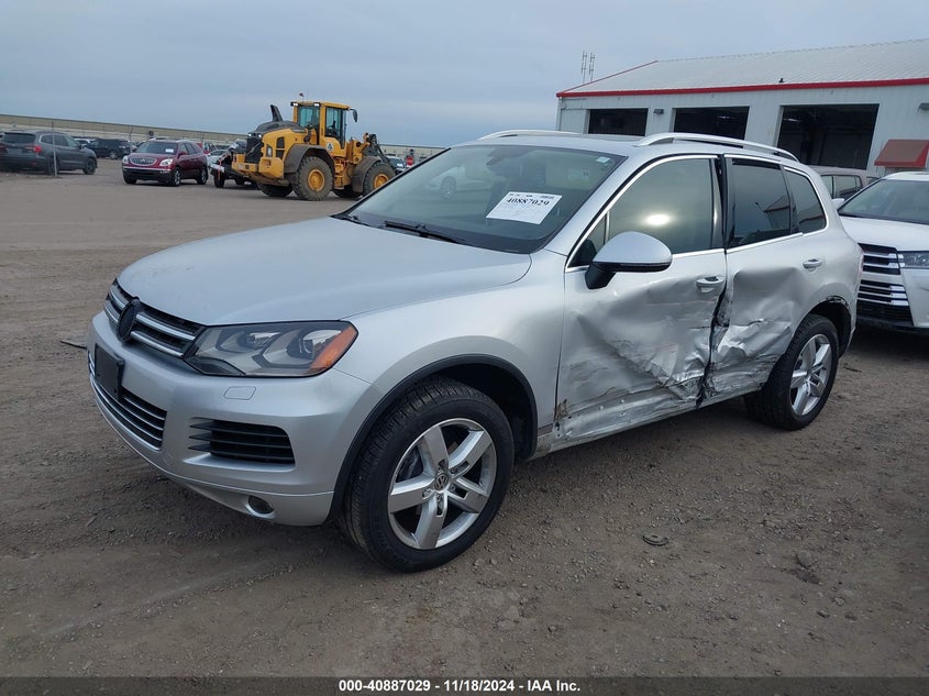 2013 VOLKSWAGEN TOUAREG VR6 LUX - WVGEF9BP3DD013340
