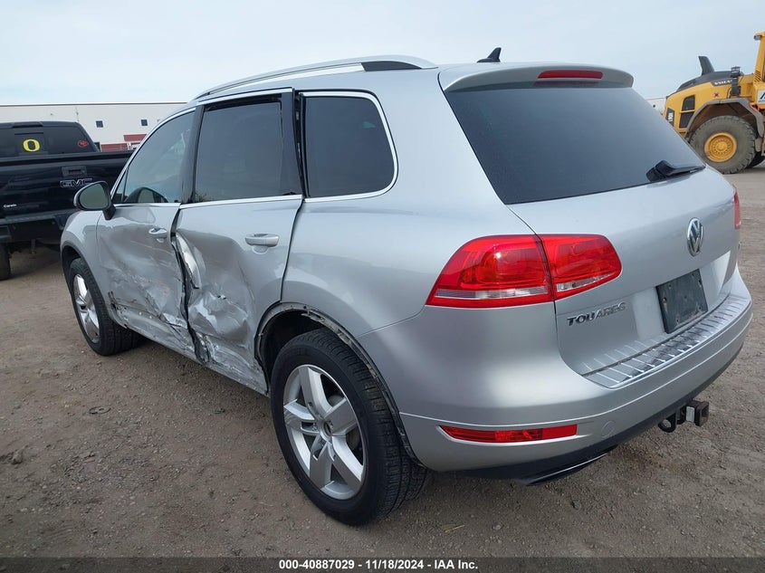 2013 VOLKSWAGEN TOUAREG VR6 LUX - WVGEF9BP3DD013340