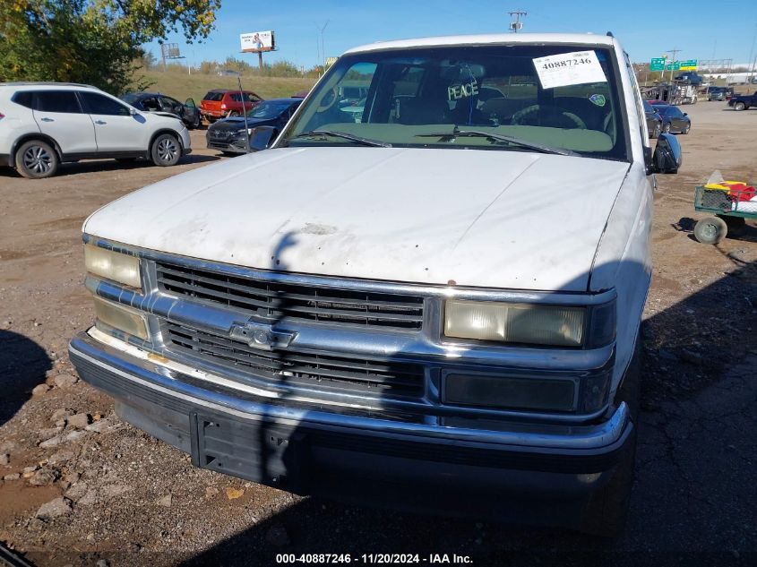 1999 Chevrolet Tahoe Ls VIN: 1GNEK13R2XJ300814 Lot: 40887246