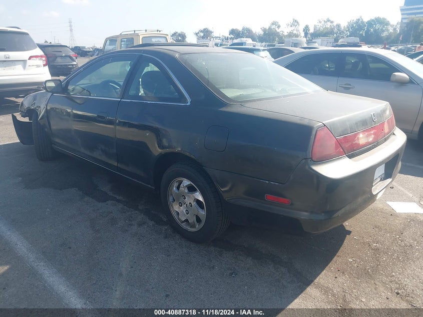 1HGCG327XYA033020 2000 HONDA ACCORD photo no. 3