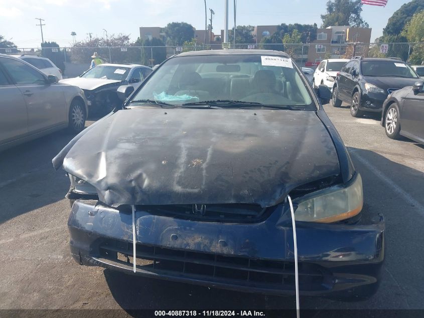 2000 Honda Accord 2.3 Ex VIN: 1HGCG327XYA033020 Lot: 40887318