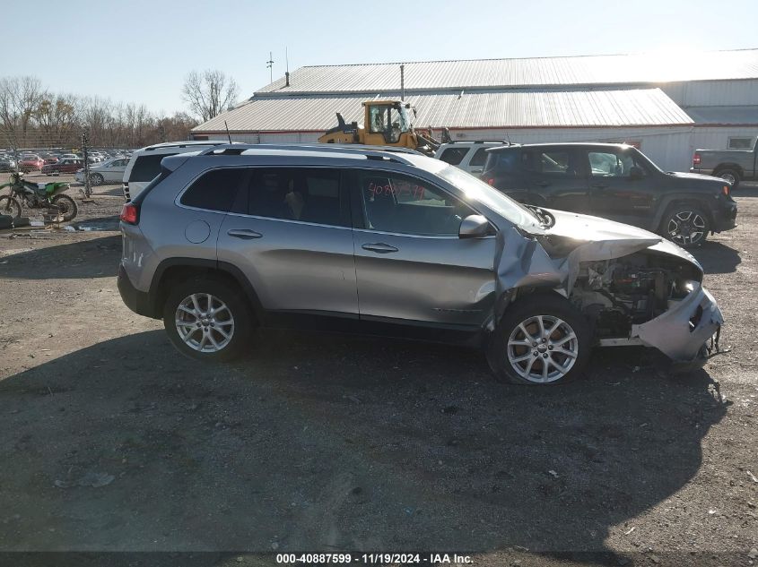 2016 Jeep Cherokee Latitude VIN: 1C4PJLCS9GW165739 Lot: 40887599