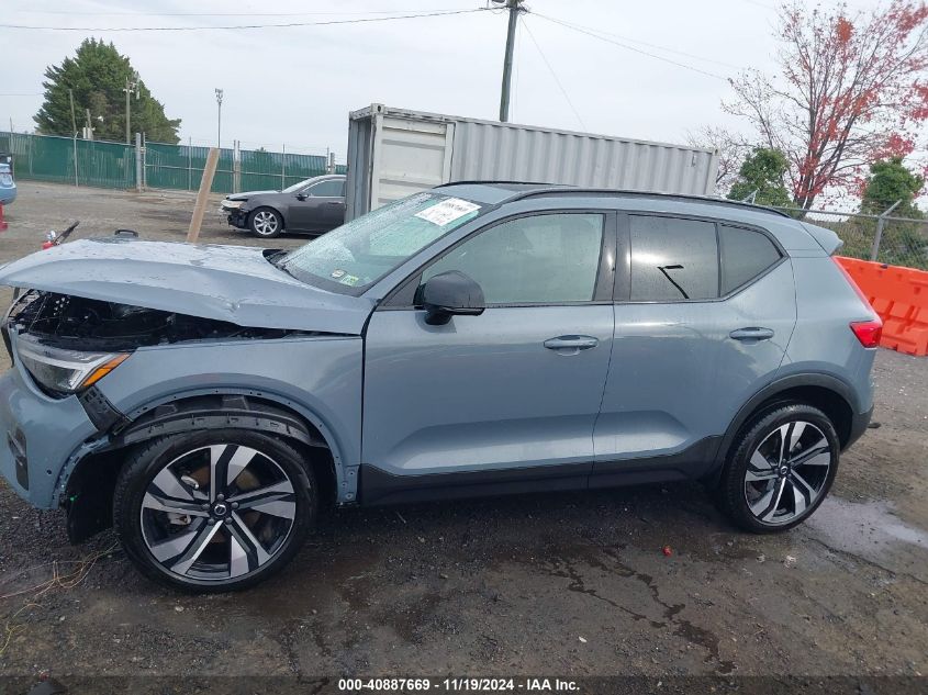 2023 Volvo Xc40 B5 Ultimate Dark Theme VIN: YV4L12UX6P2910597 Lot: 40887669