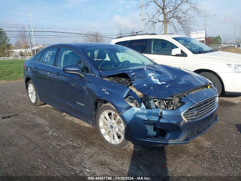 VIN 3FA6P0LU9KR147561 2019 FORD FUSION HYBRID no.1