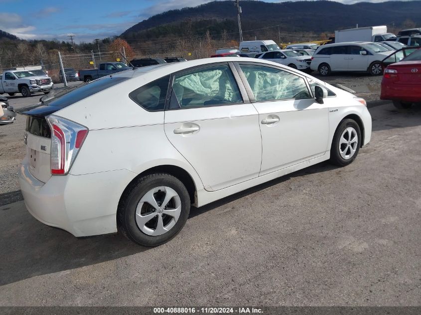 2014 Toyota Prius Two VIN: JTDKN3DUXE0382327 Lot: 40888016