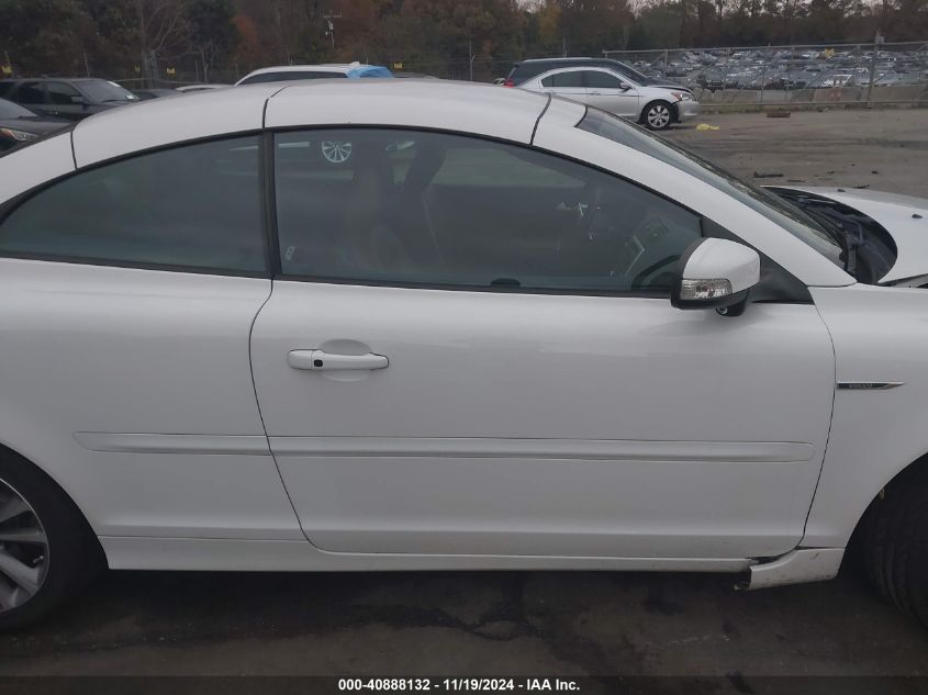 2011 Volvo C70 T5 VIN: YV1672MC6BJ109527 Lot: 40888132