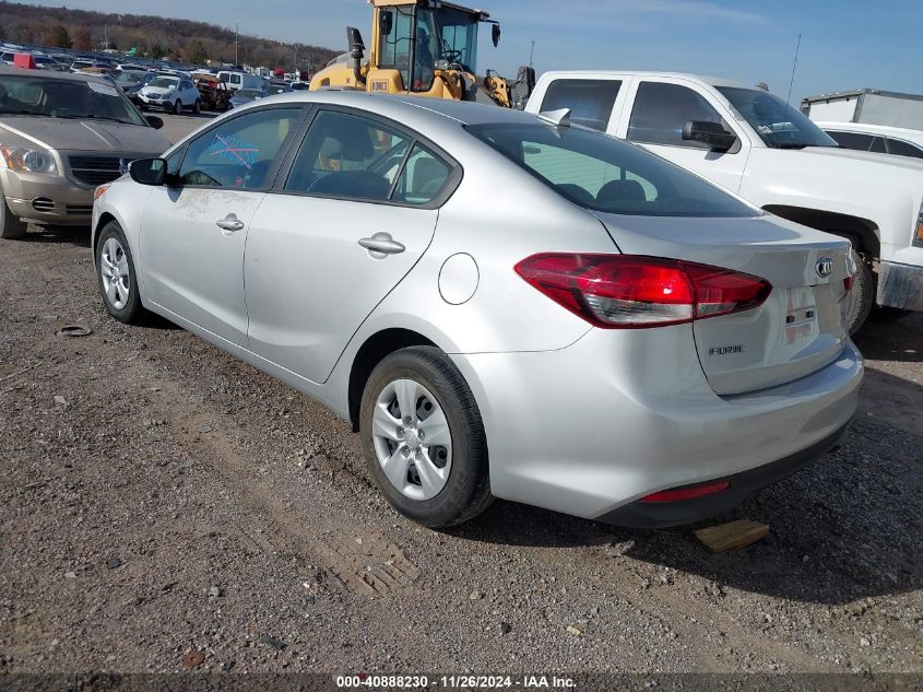 VIN 3KPFL4A70JE226567 2018 KIA Forte, LX no.3