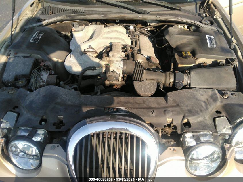 2000 Jaguar S-Type 3.0L V6 VIN: SAJDA01C7YFL64949 Lot: 40888262