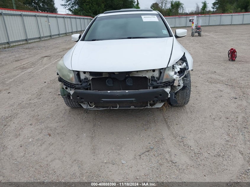 2008 HONDA ACCORD VIN: 1HGCP26828A161698