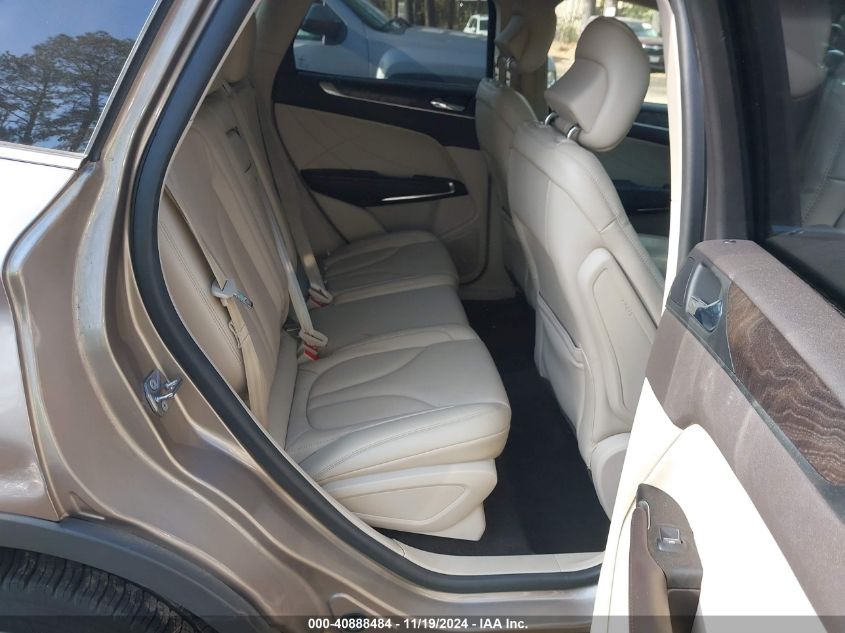 VIN 5LMCJ3D99KUL34603 2019 LINCOLN MKC RESERVE