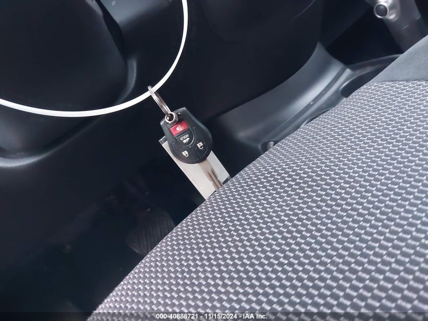 2015 NISSAN VERSA 1.6 SV - 3N1CN7APXFL901149