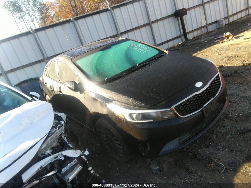 VIN 3KPFL4A76HE126757 2017 KIA Forte, LX no.1