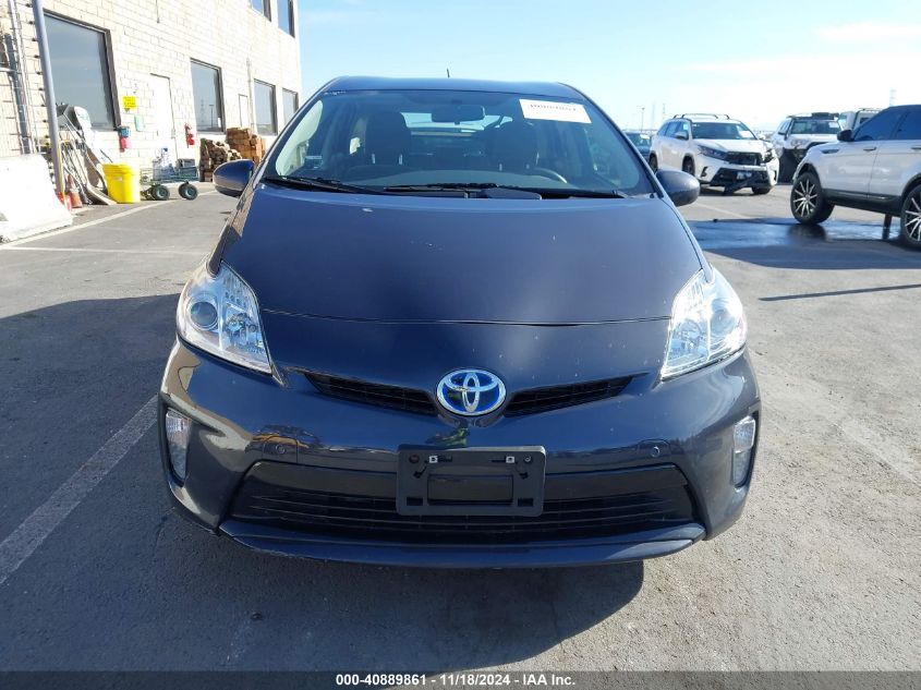 2015 Toyota Prius Five/Four/Persona Series Special Edition/Three/Two VIN: JTDKN3DU5F1996956 Lot: 40889861