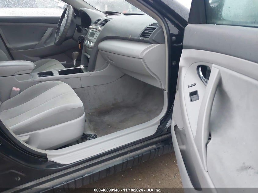 2009 TOYOTA CAMRY VIN: 4T1BE46K39U886732