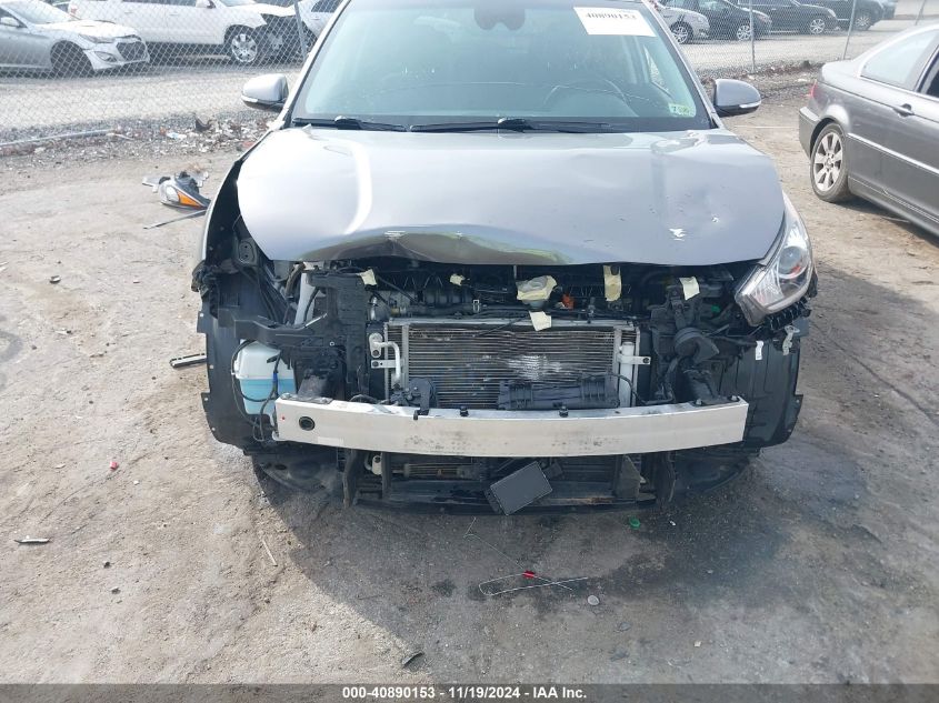 VIN KNDCE3LC1J5120562 2018 KIA NIRO TOURING