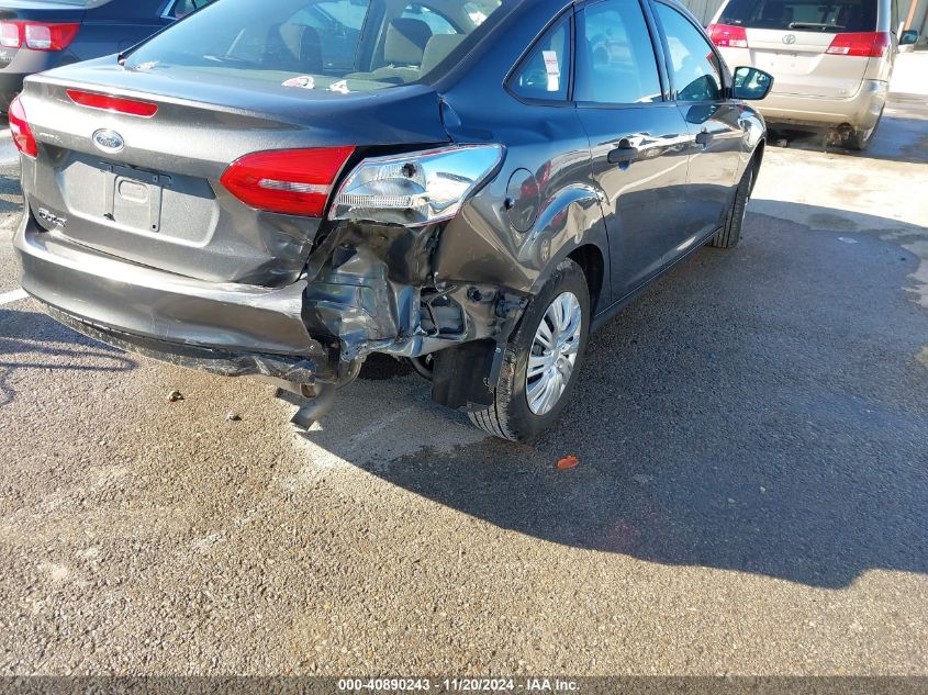 2018 Ford Focus S VIN: 1FADP3E26JL322057 Lot: 40890243