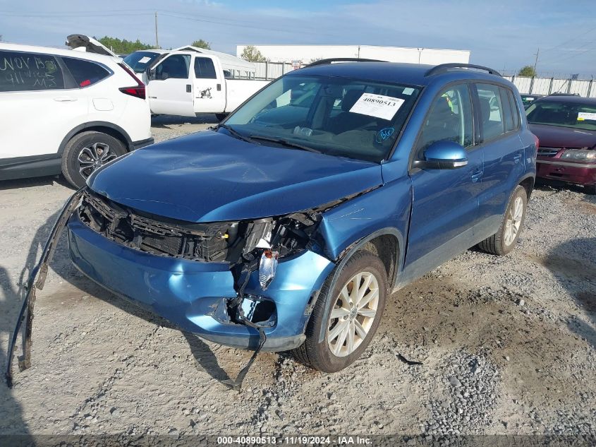 2018 Volkswagen Tiguan Limited 2.0T VIN: WVGAV7AX2JK005325 Lot: 40890513