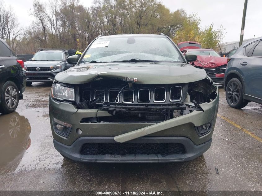 2018 Jeep Compass Latitude Fwd VIN: 3C4NJCBB9JT233611 Lot: 40890673