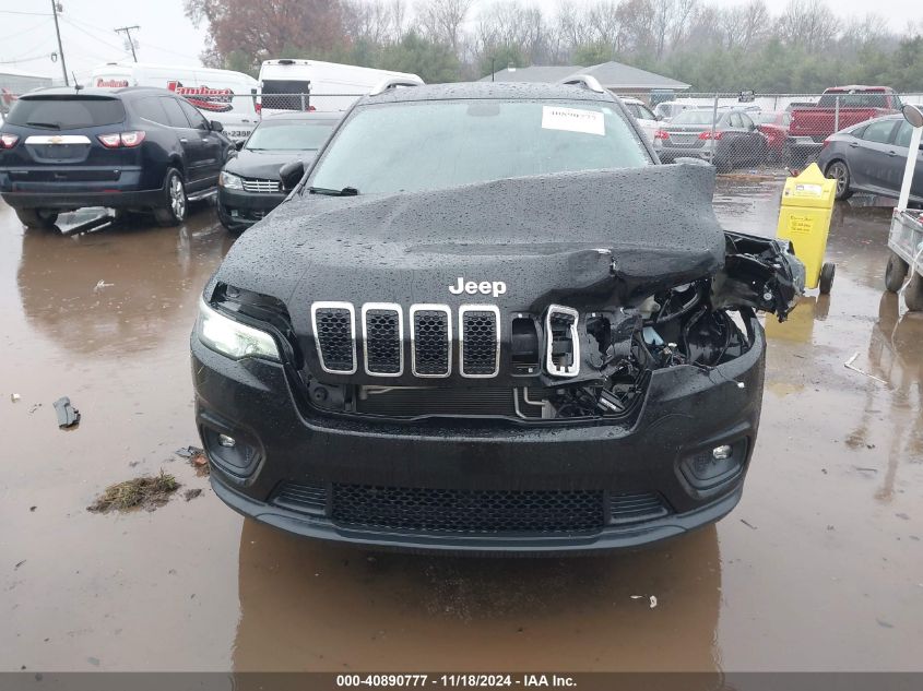 2019 Jeep Cherokee Latitude Plus 4X4 VIN: 1C4PJMLB4KD363090 Lot: 40890777