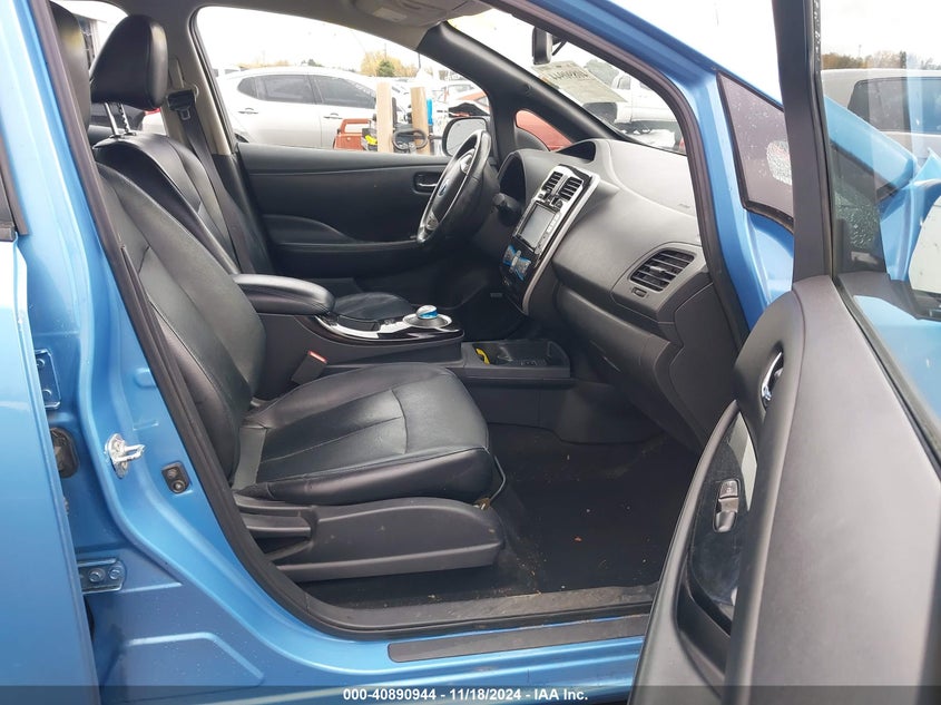 2013 NISSAN LEAF VIN: 1N4AZ0CP7DC415829