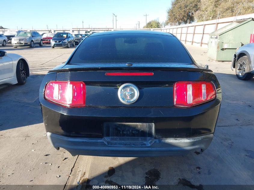 2011 Ford Mustang V6 Premium VIN: 1ZVBP8AM8B5138960 Lot: 40890953