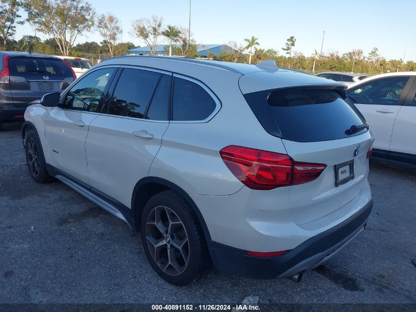 VIN WBXHT3C3XJ5L25098 2018 BMW X1 no.3