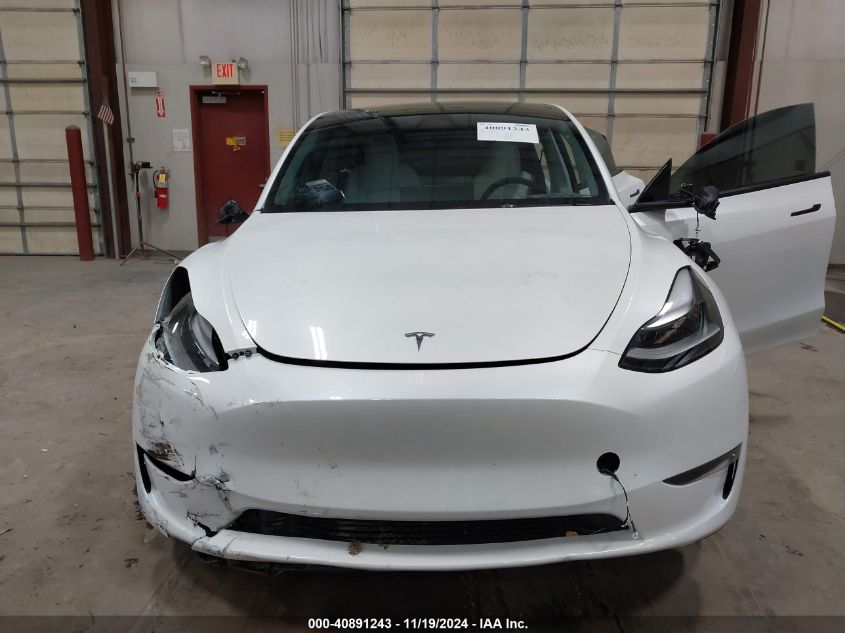 2024 TESLA MODEL Y LONG RANGE DUAL MOTOR ALL-WHEEL DRIVE - 7SAYGDEE3RA301337