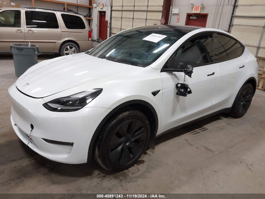 2024 TESLA MODEL Y LONG RANGE DUAL MOTOR ALL-WHEEL DRIVE - 7SAYGDEE3RA301337