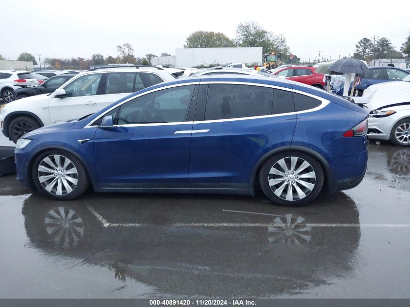 2019 Tesla Model X VIN: 5YJXCDE29KF190604 Lot: 40891420