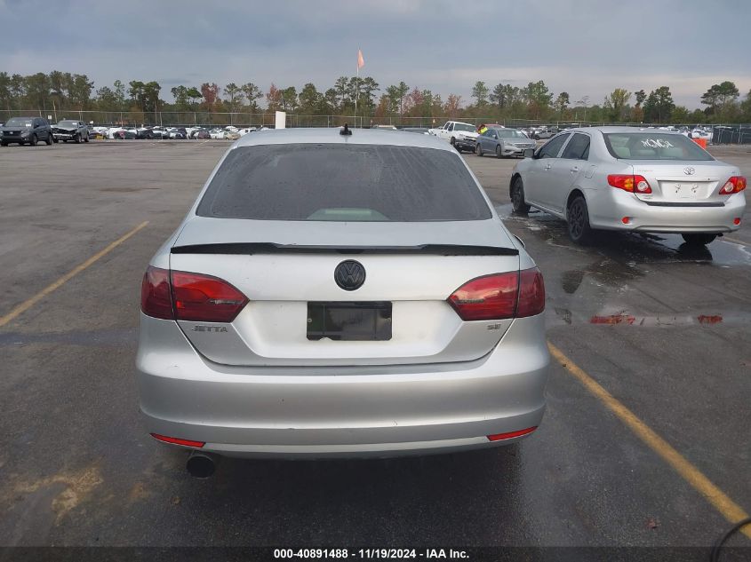 2014 VOLKSWAGEN JETTA 1.8T SE - 3VWD17AJ4EM364728