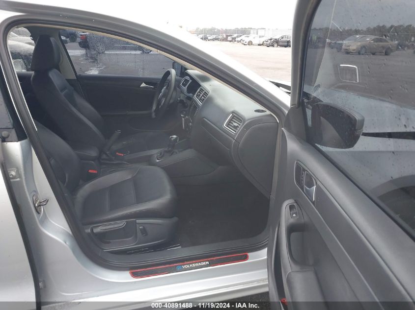 2014 VOLKSWAGEN JETTA 1.8T SE - 3VWD17AJ4EM364728