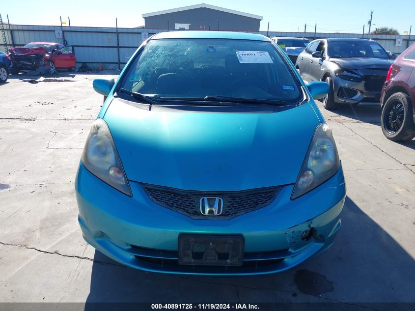 2013 Honda Fit VIN: JHMGE8G30DC030665 Lot: 40891725