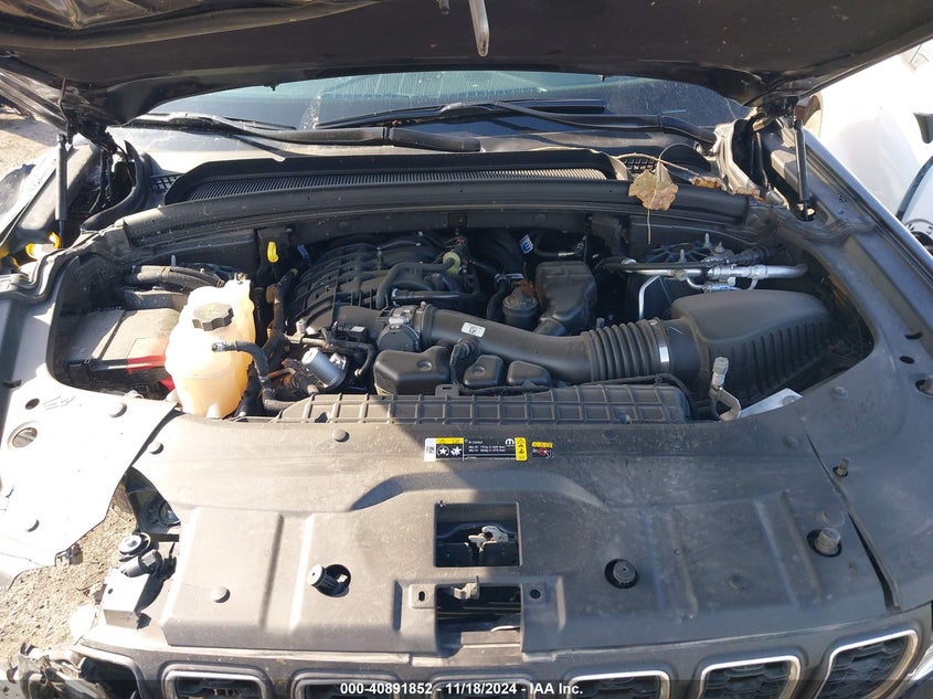 2024 JEEP GRAND CHEROKEE VIN: 1C4RJHAG7R8570736