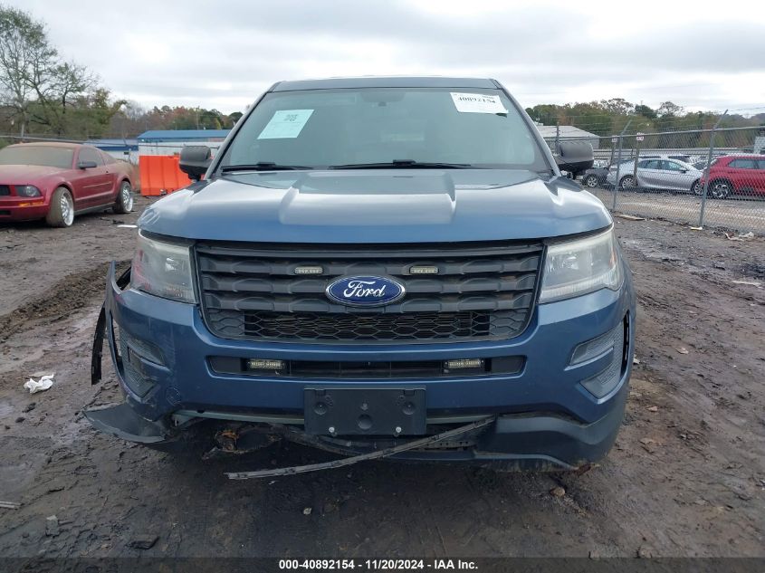 VIN 1FM5K8ARXHGD93371 2017 Ford Utility Police Inte... no.13