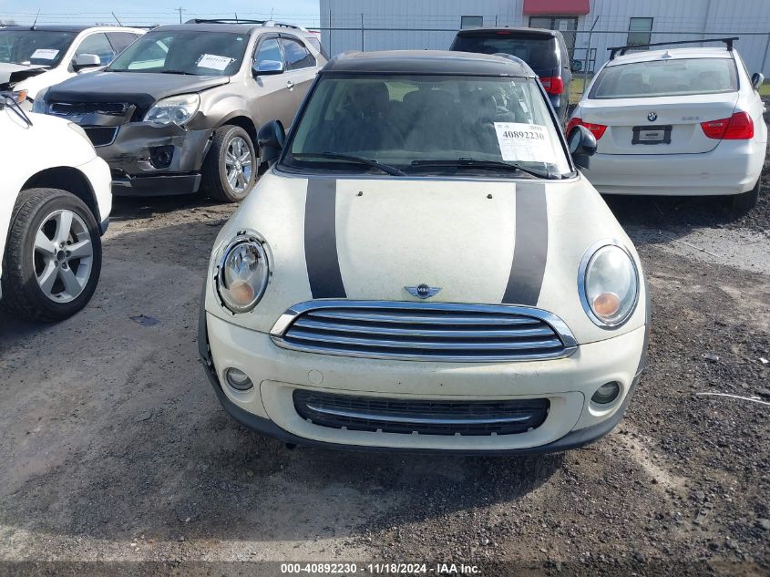 2013 Mini Clubman Cooper VIN: WMWZF3C56DT490007 Lot: 40892230