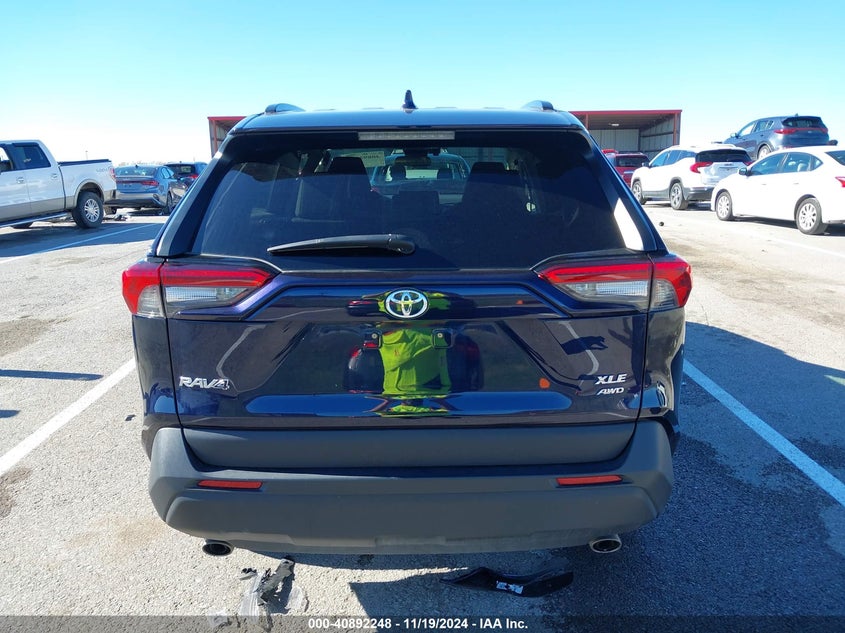 2022 TOYOTA RAV4 XLE/XLE PREMIUM - 2T3P1RFV6NW263339
