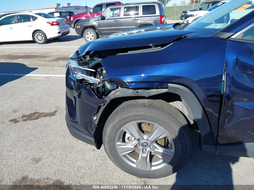 2022 TOYOTA RAV4 XLE/XLE PREMIUM - 2T3P1RFV6NW263339